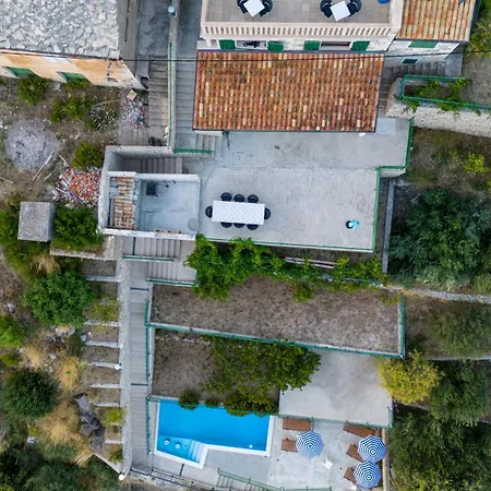 With Pool Maraska Apartamento Brela