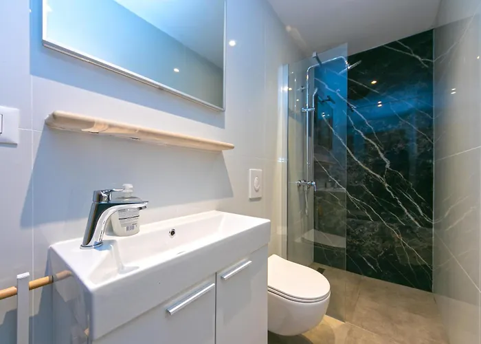 Apartamento With Pool Maraska Brela