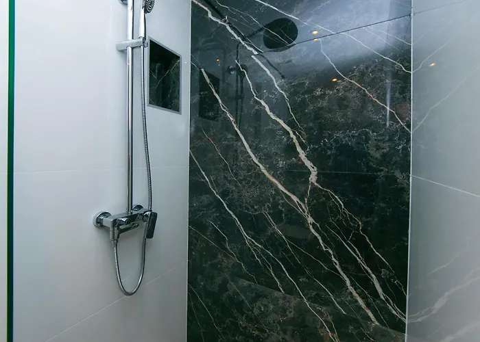 Apartamento With Pool Maraska *
